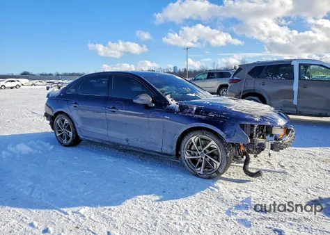 2021 Audi A4 Premium Plus 45 z USA, uszkodzony, nr VIN WAUEAAF49MA018724
